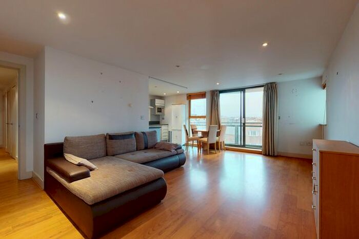 1 Bedroom Flat To Rent In Galaxy Building, Crews Street, E14