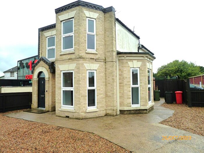 3 Bedroom Detached House To Rent In Victoria Road, IP22