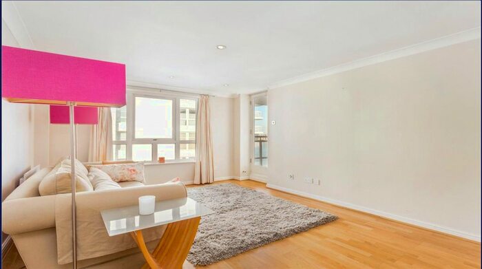 2 Bedroom Flat To Rent In Galleons View, Stewart Street, London, E14