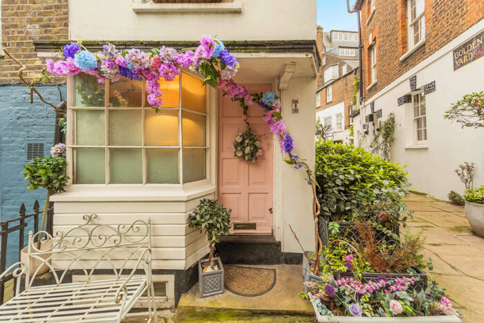 2 Bedroom End Of Terrace House To Rent In Golden Yard, Holly Bush Steps, NW3