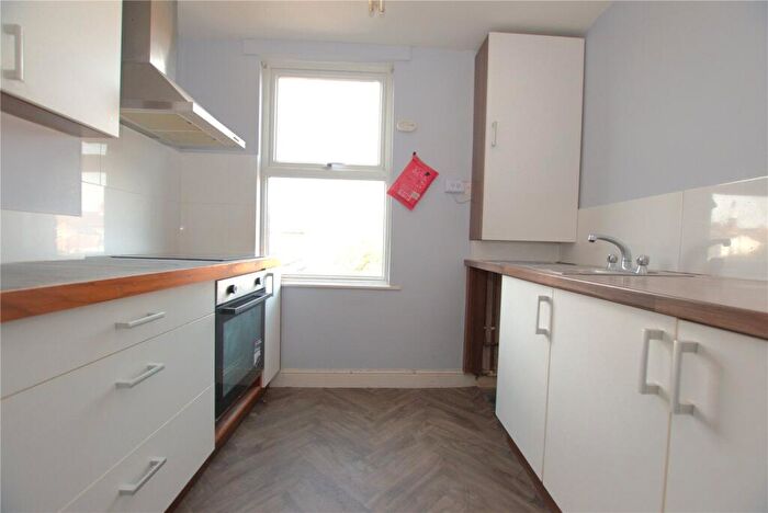 1 Bedroom Apartment To Rent In Granville Street, Grimsby, Lincolnshire, DN32