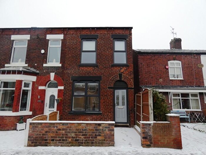 4 Bedroom Semi Detached House To Rent In Ashton Road East, Manchester, Greater Manchester, M35