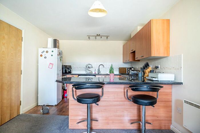 2 Bedroom Flat For Sale In Monument Close, York, YO24