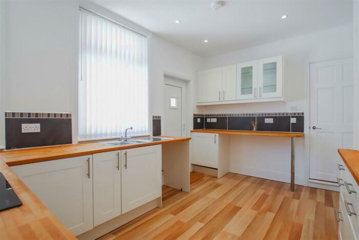 3 Bedroom Terraced House To Rent In Elleray Road, Salford, M6