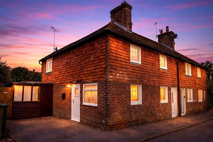 2 Bedroom End Terrace House For Sale In New Road, Ridgewood, Uckfield, TN22