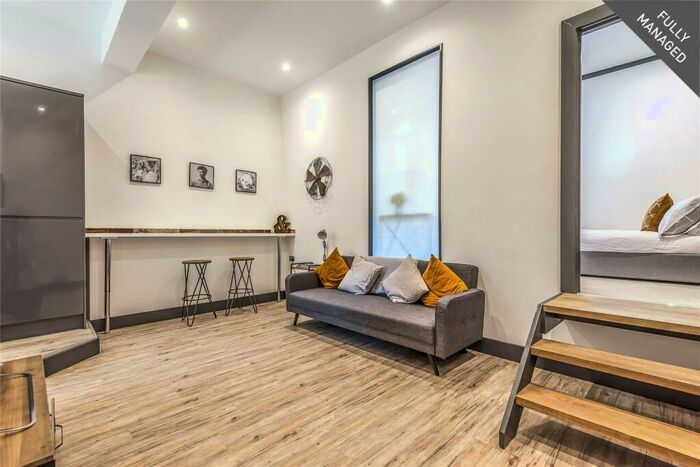 1 Bedroom Apartment To Rent In London Court, East Street, Reading, Berkshire, RG1