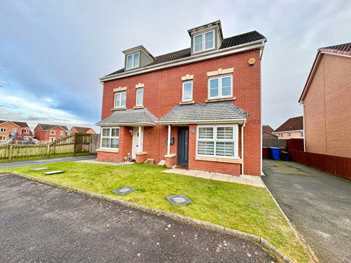 4 Bedroom Semi-Detached House For Sale In Cleuch Place, Maddiston, Falkirk, FK2