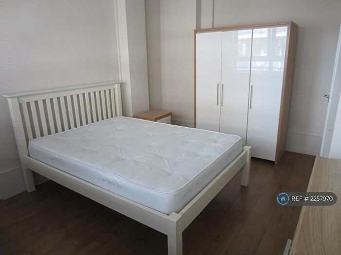 1 Bedroom Flat To Rent In Renforth Street, London, SE16