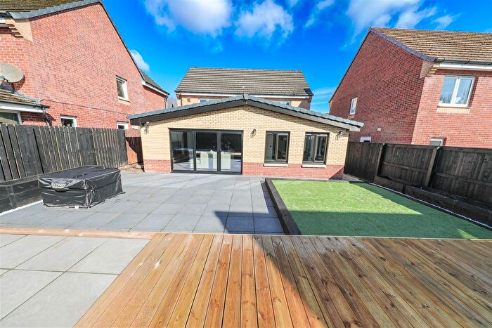 4 Bedroom Detached House For Sale In Groves Place, Markinch, KY7