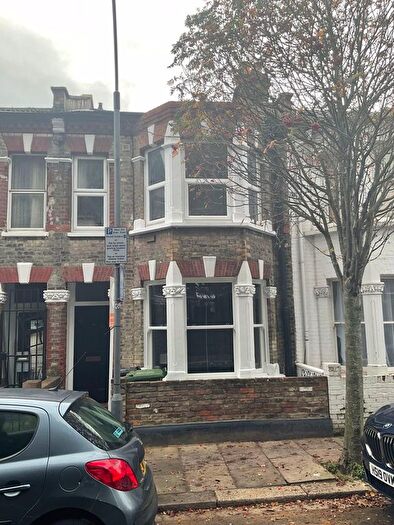 2 Bedroom Flat To Rent In Aspenlea Road, London, W6