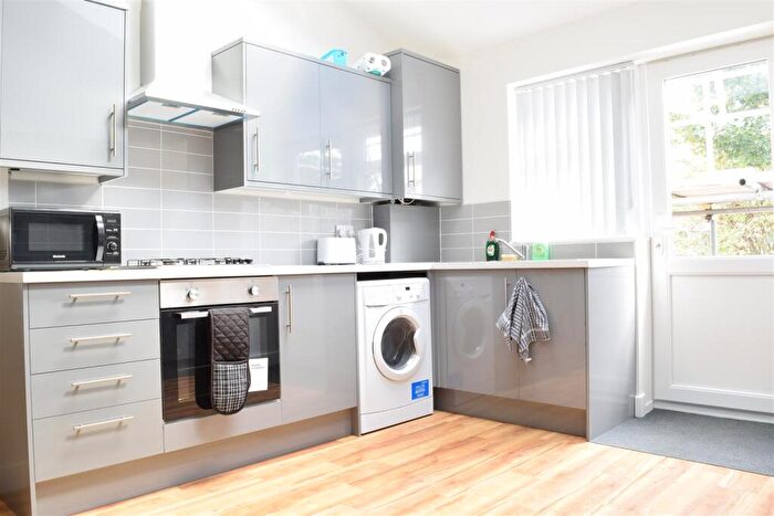 4 Bedroom Terraced House To Rent In The Nook, Sheffield, S10