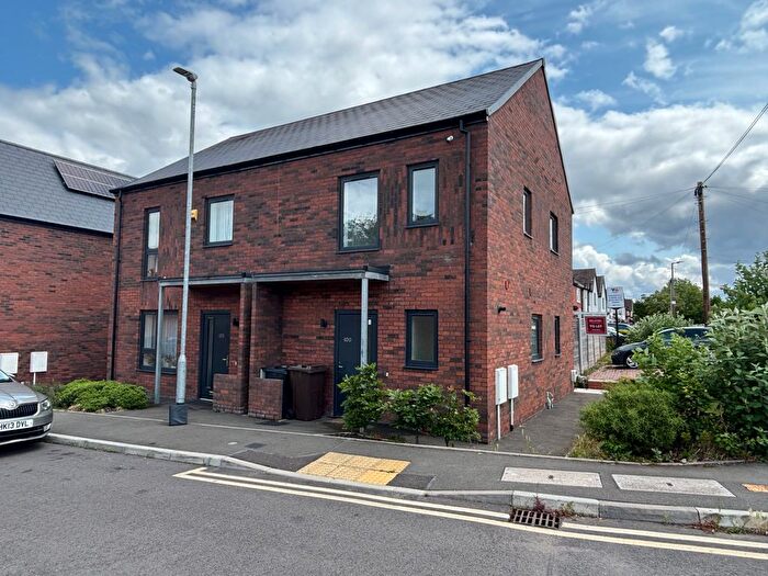 2 Bedroom Semi-Detached House To Rent In Vicarage Road, Wednesfield, Wolverhampton, WV11