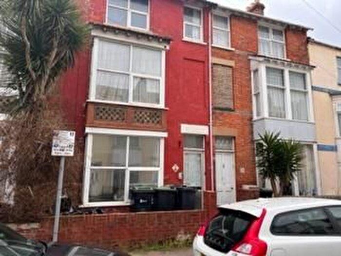 2 Bedroom Flat To Rent In Derby Street, Weymouth, DT4