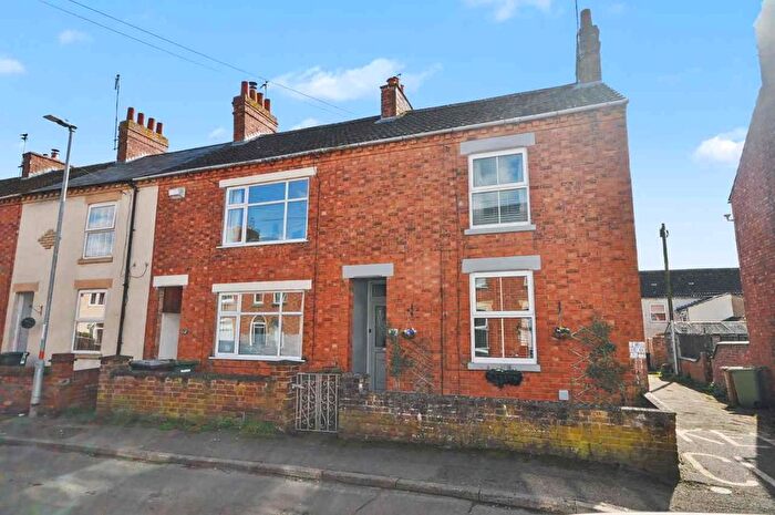 2 Bedroom End Terrace House For Sale In Victoria Street, Earls Barton, Northampton, NN6