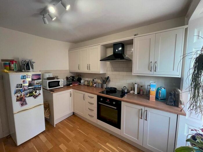 1 Bedroom Flat To Rent In Bridge Street, Aberystwyth, Ceredigion, SY23