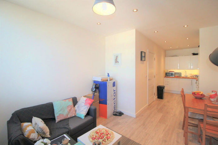 1 Bedroom Apartment To Rent In Lewisham High Street, London, SE13