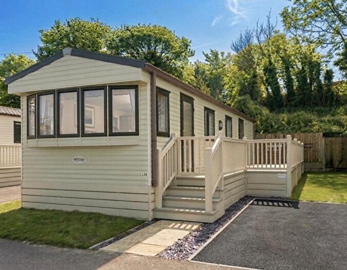 2 Bedroom Lodge For Sale In Two Bed Willerby Westmorland (), Sutton Vale Country Park, Vale Road, Dover, Kent, CT15