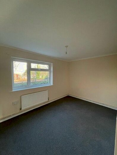 2 Bedroom Flat To Rent In Withywood Drive, Telford, TF3