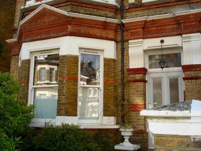 1 Bedroom Flat To Rent In Tierney Road, London, SW2