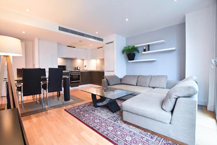 1 Bedroom Flat To Rent In Landmark West Tower, Marsh Wall, London, E14
