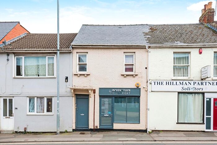 Studio For Sale In Victoria Road, Swindon, SN1