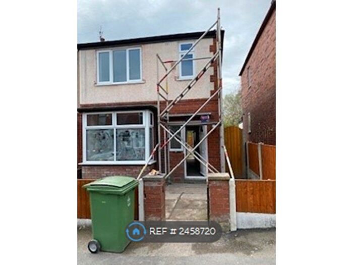 3 Bedroom Semi-Detached House To Rent In Stanley Road, Bolton, BL1