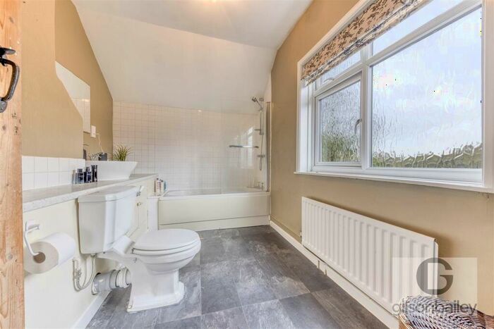 2 Bedroom Cottage For Sale In George Hill, Old Catton, NR6