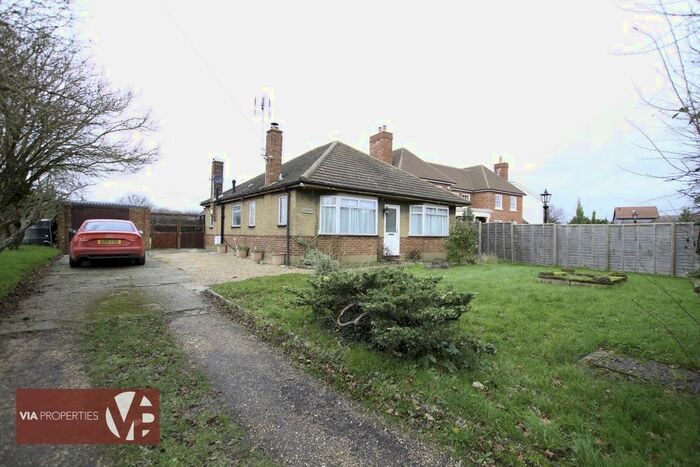 3 Bedroom Bungalow To Rent In Old House Lane, Roydon, CM19