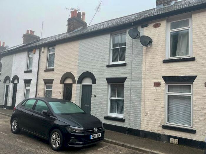 2 Bedroom Terraced House To Rent In Prospect Place, Canterbury, CT1