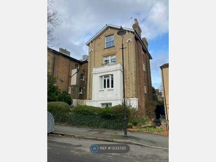 2 Bedroom Flat To Rent In Belvedere Road, London, SE19