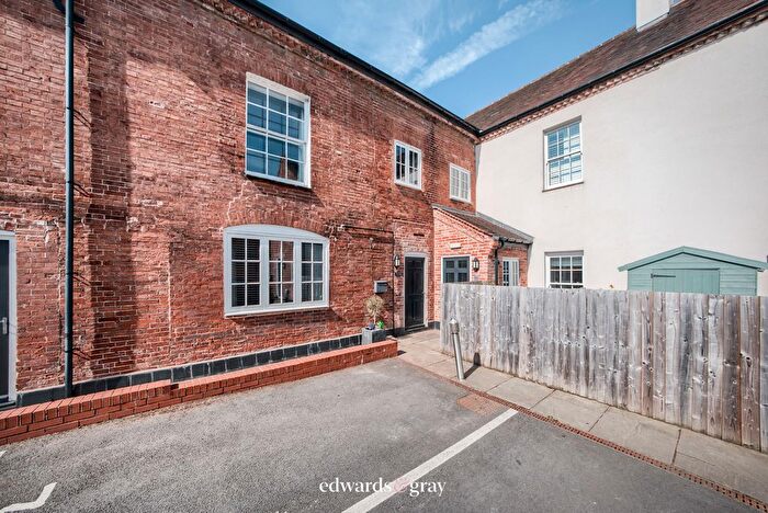 3 Bedroom Town House For Sale In Beatrice Court, Lichfield, WS13