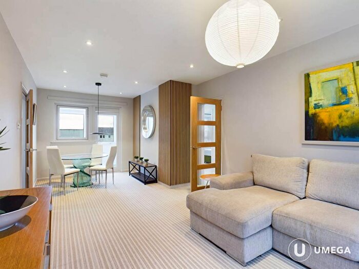 3 Bedroom Apartment To Rent In West Court, Ravelston, Edinburgh, EH4