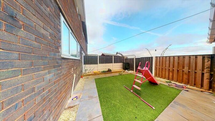 3 Bedroom Semi-Detached House To Rent In Preston Way, Monk Bretton, Barnsley, S71