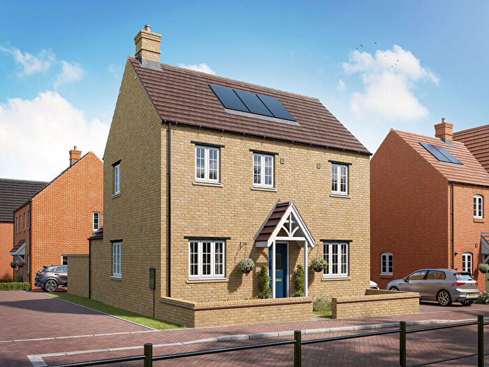 3 Bedroom Detached House For Sale In Epsom Avenue, Towcester, Northamptonshire, NN12