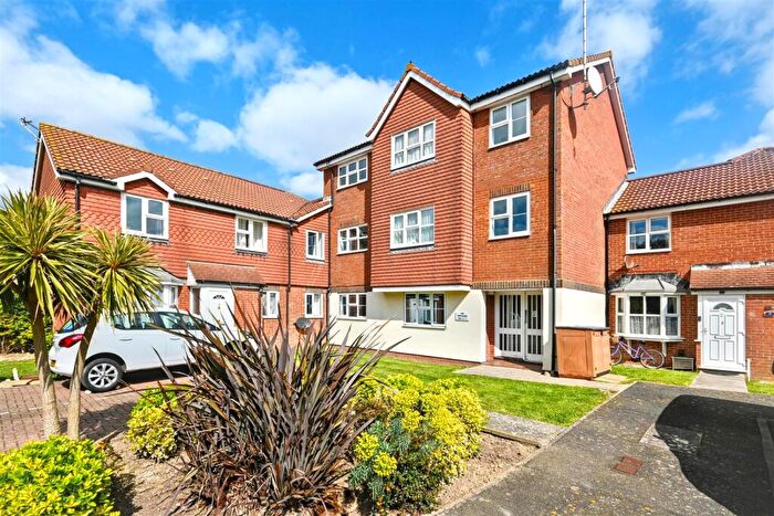 2 Bedroom Flat For Sale In The Portlands, Eastbourne, BN23