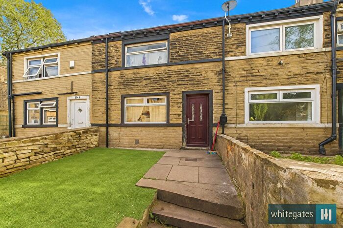 1 Bedroom Terraced House For Sale In Great Horton Road, Bradford, West Yorkshire, BD7