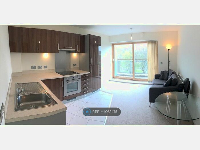 2 Bedroom Flat To Rent In Horizon, Bristol, BS1