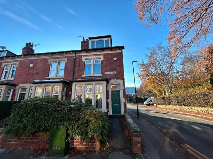 4 Bedroom End Of Terrace House To Rent In Grove Gardens, Headingley, Leeds, LS6