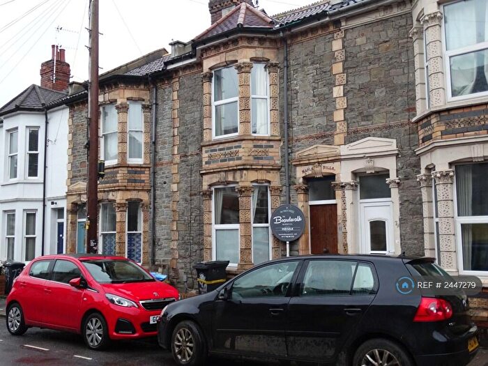 3 Bedroom Terraced House To Rent In Shaftesbury Avenue, Bristol, BS6