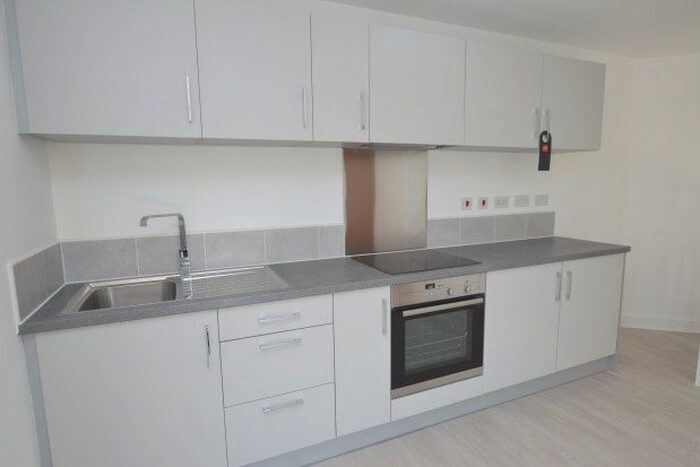 2 Bedroom Property To Rent In Carnforth Avenue, Wakefield, WF1
