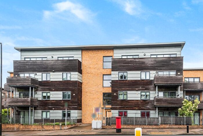 2 Bedroom Apartment To Rent In Charlton Road London, SE7