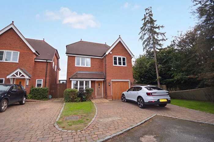 4 Bedroom Detached House To Rent In Nightingale Drive, High Wycombe, HP13