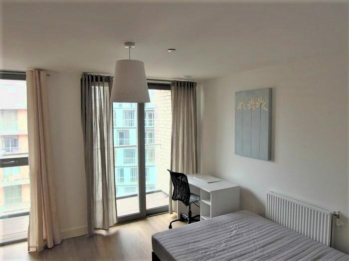 Studio To Rent In Elmira Street, London, SE13