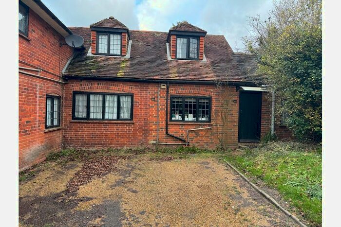 3 Bedroom Semi-Detached House To Rent In Woking Road, Jacobs Well, Guildford, GU4