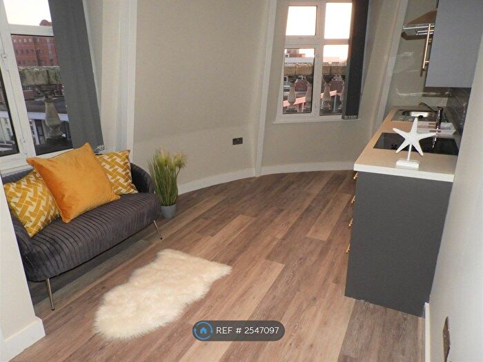 1 Bedroom Flat To Rent In Silver Street, Doncaster, DN1