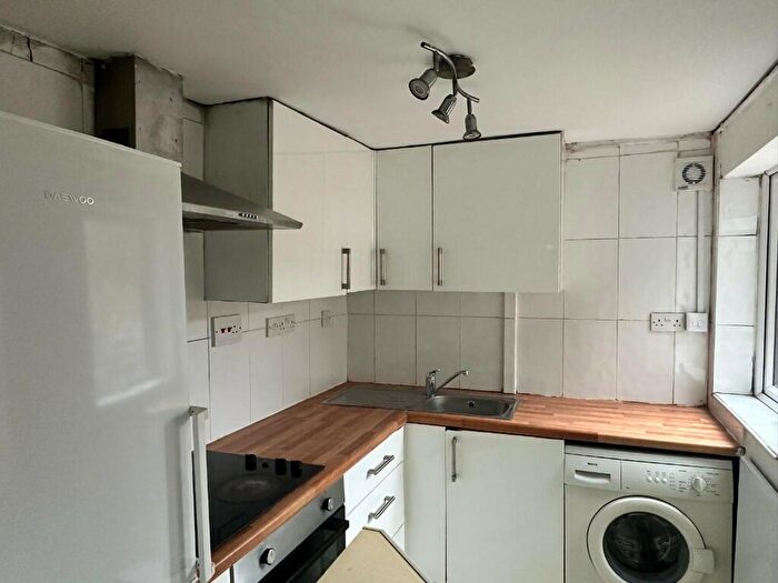 4 Bedroom Terraced House To Rent In Crosby Street, Derby, Derbyshire, DE22