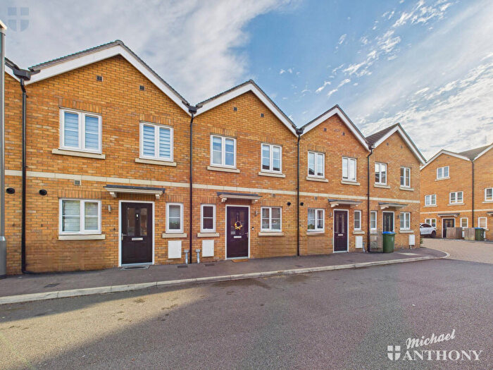 2 Bedroom Terraced House For Sale In Price Close, Aylesbury, Buckinghamshire, HP20