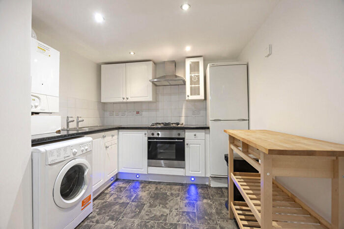 1 Bedroom Apartment To Rent In Gloucester Place, Cheltenham, GL52