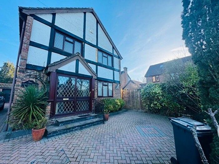 4 Bedroom Detached House To Rent In Bulls Copse Lane, Waterlooville, PO8