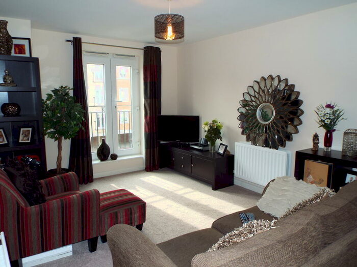 2 Bedroom Apartment To Rent In Ffordd James McGhan, Cardiff Bay, CF11